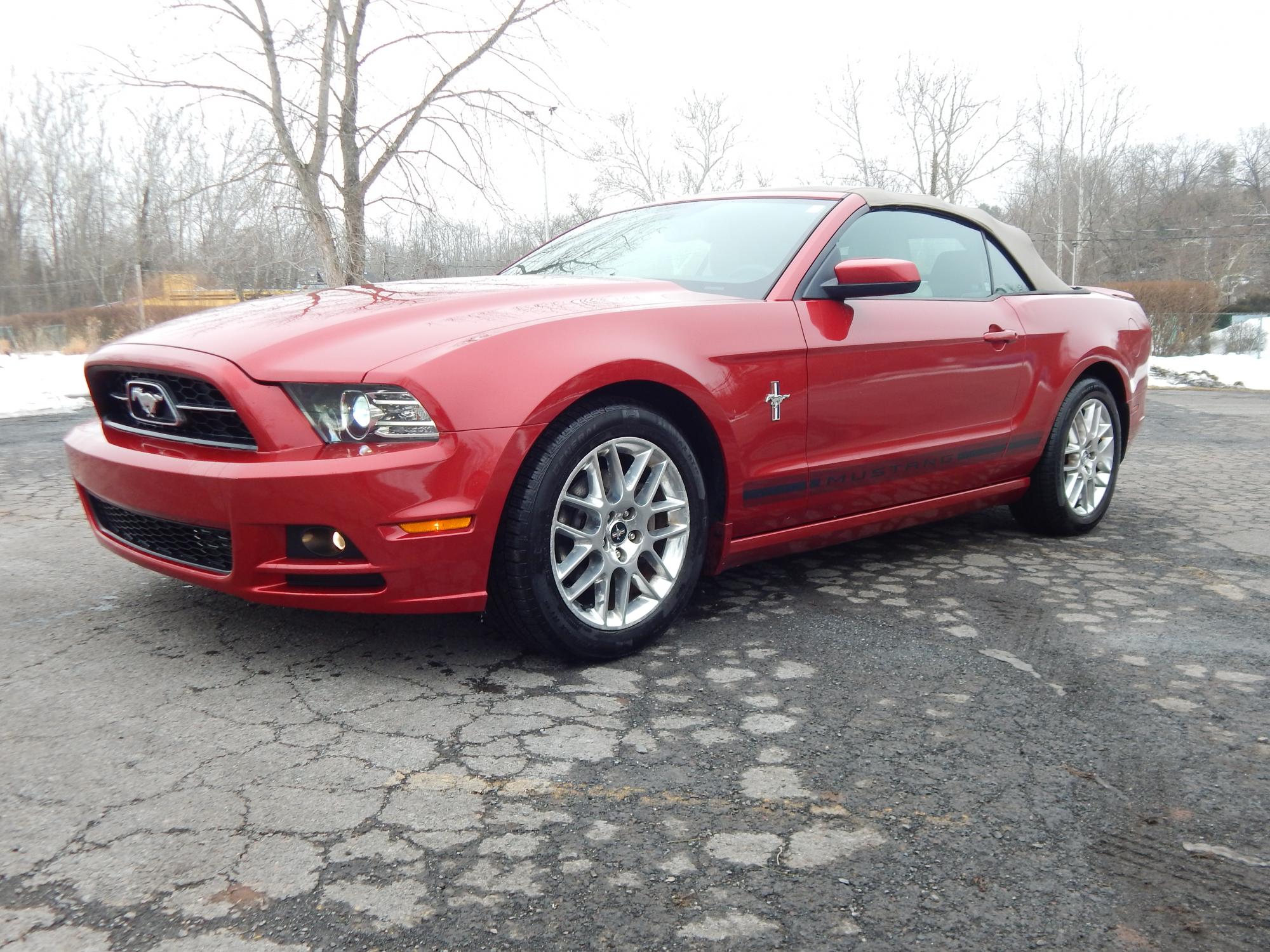 photo of 2013 Ford Mustang V6 Convertible