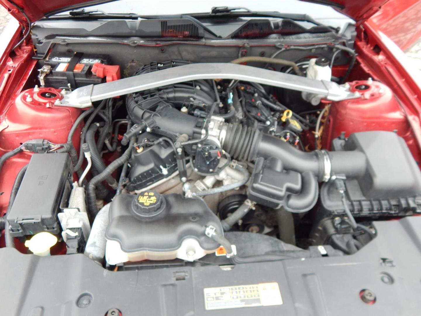 2013 Red /White Ford Mustang V6 Convertible (1ZVBP8EM8D5) with an 3.7L V6 DOHC 24V engine, Manual transmission, located at 6528 Lower York Road, New Hope, PA, 18938, (215) 862-9555, 40.358707, -74.977882 - Photo#18
