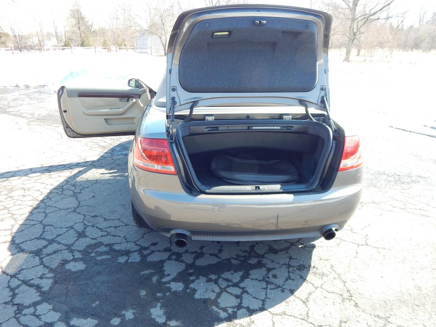 2007 Gold /Tan Leather Audi A4 2.0T Cabriolet quattro with Tiptronic (WAUDF48H97K) with an 2.0L L4 DOHC 16V TURBO engine, 6-Speed Automatic Overdrive transmission, located at 6528 Lower York Road, New Hope, PA, 18938, (215) 862-9555, 40.358707, -74.977882 - 2007 Audi A4 Convertible, 2.0Liter 4 cylinder turbo charged engine, auto trans, All Wheel Drive, power top, leather interior, tilt/cruise, power seat, windows, central locking system, factory alloy wheels, dual front air bags, rear defrost, Clean Car Fax shows no accidents, 36 records and 2 owners. - Photo#12