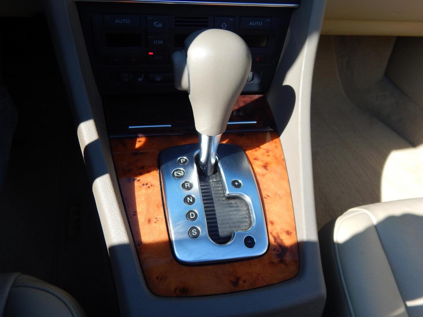 2007 Gold /Tan Leather Audi A4 2.0T Cabriolet quattro with Tiptronic (WAUDF48H97K) with an 2.0L L4 DOHC 16V TURBO engine, 6-Speed Automatic Overdrive transmission, located at 6528 Lower York Road, New Hope, PA, 18938, (215) 862-9555, 40.358707, -74.977882 - 2007 Audi A4 Convertible, 2.0Liter 4 cylinder turbo charged engine, auto trans, All Wheel Drive, power top, leather interior, tilt/cruise, power seat, windows, central locking system, factory alloy wheels, dual front air bags, rear defrost, Clean Car Fax shows no accidents, 36 records and 2 owners. - Photo#30