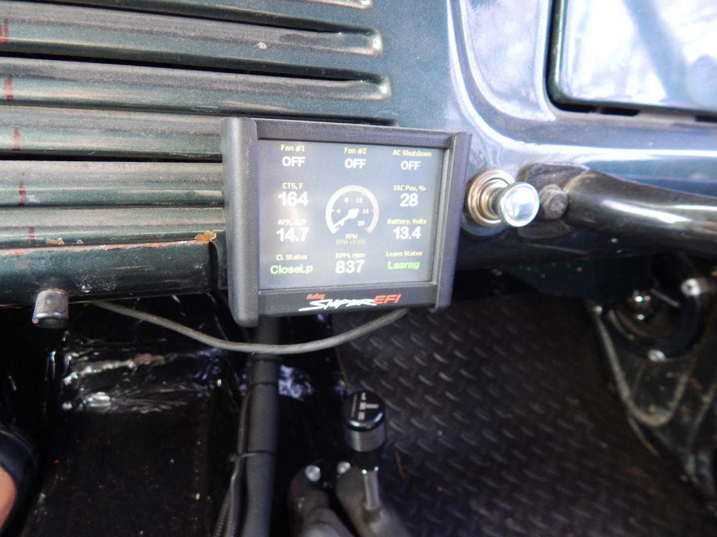 1970 Green /Black Jeepster Commando Commando (8705H176806) with an V8 engine, Automatic transmission, located at 6528 Lower York Road, New Hope, PA, 18938, (215) 862-9555, 40.358707, -74.977882 - Here we have a 1970 Jeepster Commando with a V8 engine swap and automatic transmission swap. This Jeepster has an edelbrock intake and a Holly sniper EFI. Black soft top. Starts right up every time for us. Fun vehicle to ride around town in or hit the trails. We are selling this vehicle on consignme - Photo#28