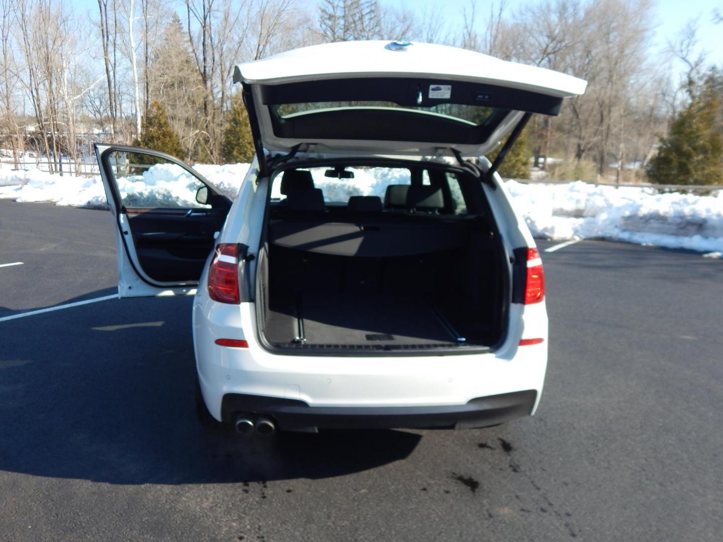 2016 White /Black BMW X3 (5UXWX9C58G0) with an 2.0L Turbo engine, Automatic transmission, located at 6528 Lower York Road, New Hope, PA, 18938, (215) 862-9555, 40.358707, -74.977882 - Here we have a very good looking, fun and comfortable to drive, BMW X3 with a 2.0L 4 cylinder turbo engine that puts power to all four wheels via a smooth shifting automatic transmission. Options include: black leather with wood trim, panoramic sunroof, dual power seats, 360 camera, dual climate con - Photo#10