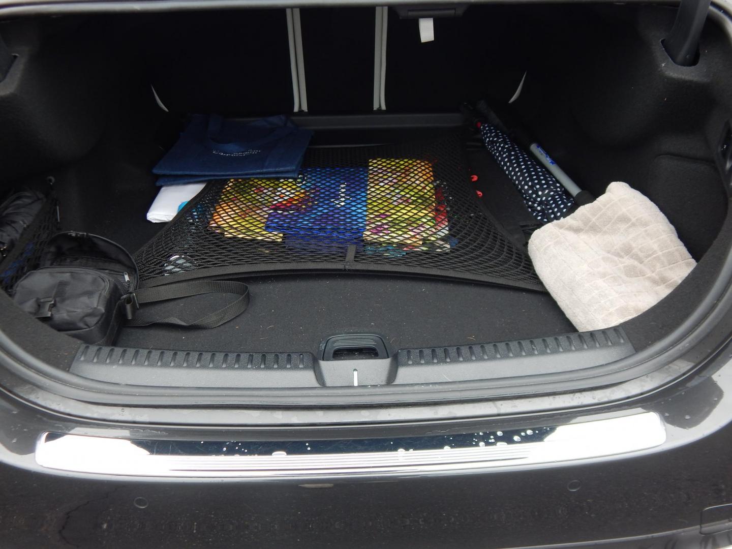 2024 grey /white Mercedes-Benz E-Class E450 Sedan 4MATIC (W1KLF6BB4RA) with an 3.0L V6 DOHC 24V engine, 9A transmission, located at 6528 Lower York Road, New Hope, PA, 18938, (215) 862-9555, 40.358707, -74.977882 - This 2024 E Class Mercedes has a $94,000 list price. Will list options and have picture of window sticker. Call at. 215-862-9555 to set up a test drive. Still as new. The price excludes tax, tags and our dealer fee of $297.50. One year left on Factory Warranty, regular servicing, no accidents. - Photo#15