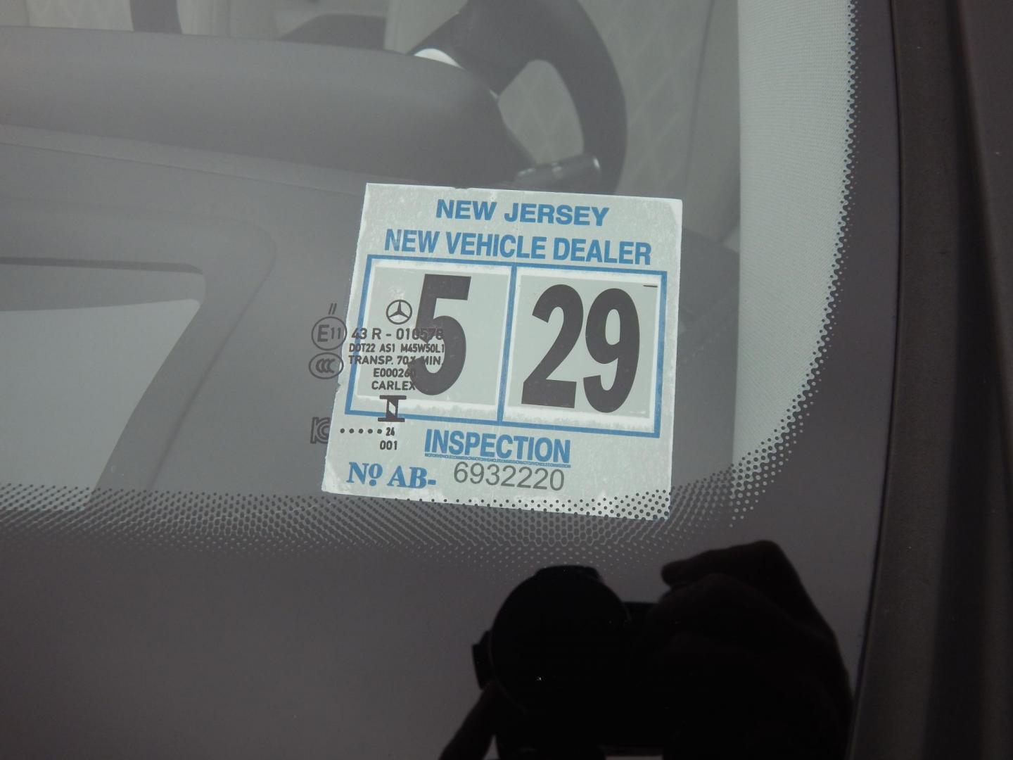 2024 grey /white Mercedes-Benz E-Class E450 Sedan 4MATIC (W1KLF6BB4RA) with an 3.0L V6 DOHC 24V engine, 9A transmission, located at 6528 Lower York Road, New Hope, PA, 18938, (215) 862-9555, 40.358707, -74.977882 - This 2024 E Class Mercedes has a $94,000 list price. Will list options and have picture of window sticker. Call at. 215-862-9555 to set up a test drive. Still as new. The price excludes tax, tags and our dealer fee of $297.50. One year left on Factory Warranty, regular servicing, no accidents. - Photo#24