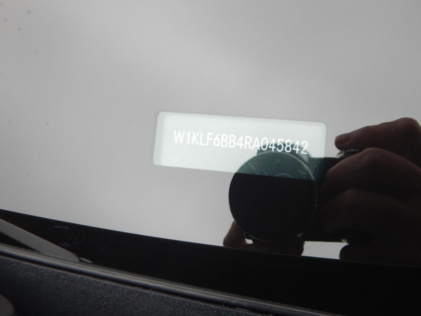 2024 grey /white Mercedes-Benz E-Class E450 Sedan 4MATIC (W1KLF6BB4RA) with an 3.0L V6 DOHC 24V engine, 9A transmission, located at 6528 Lower York Road, New Hope, PA, 18938, (215) 862-9555, 40.358707, -74.977882 - This 2024 E Class Mercedes has a $94,000 list price. Will list options and have picture of window sticker. Call at. 215-862-9555 to set up a test drive. Still as new. The price excludes tax, tags and our dealer fee of $297.50. One year left on Factory Warranty, regular servicing, no accidents. - Photo#25