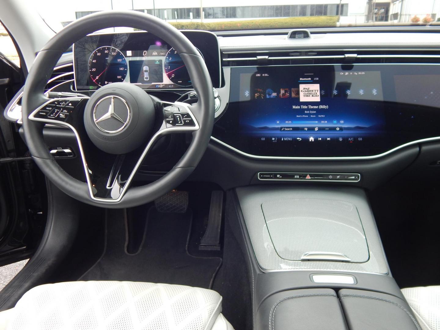 2024 grey /white Mercedes-Benz E-Class E450 Sedan 4MATIC (W1KLF6BB4RA) with an 3.0L V6 DOHC 24V engine, 9A transmission, located at 6528 Lower York Road, New Hope, PA, 18938, (215) 862-9555, 40.358707, -74.977882 - This 2024 E Class Mercedes has a $94,000 list price. Will list options and have picture of window sticker. Call at. 215-862-9555 to set up a test drive. Still as new. The price excludes tax, tags and our dealer fee of $297.50. One year left on Factory Warranty, regular servicing, no accidents. - Photo#26