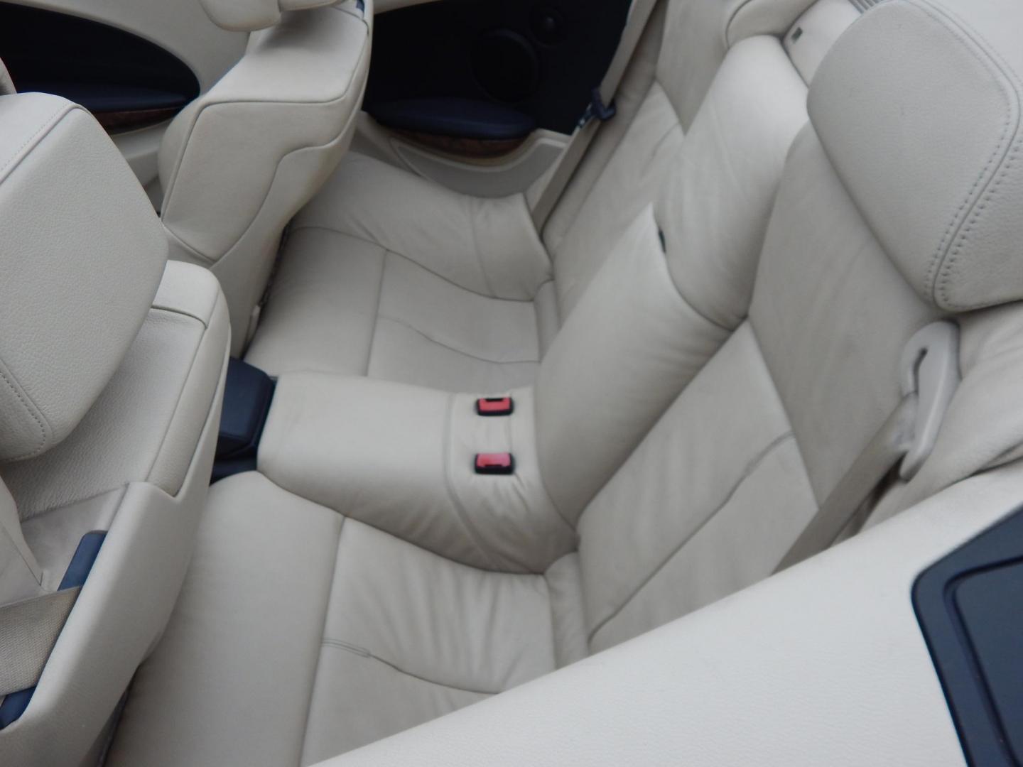 2009 Black /Tan BMW 6-Series 650i Convertible Sport (WBAEB53569C) with an 4.8L V8 DOHC 32V engine, Automatic transmission, located at 6528 Lower York Road, New Hope, PA, 18938, (215) 862-9555, 40.358707, -74.977882 - Here we have a very cool BMW 650i convertible with a 4.8L V8 putting power to the rear wheels via an automatic transmission. Options include: tan leather with wood trim, power seats, heated front seats, heated steering wheel, dual climate controls, power convertible top, AM/FM/SAT/CD/AUX radio, powe - Photo#17