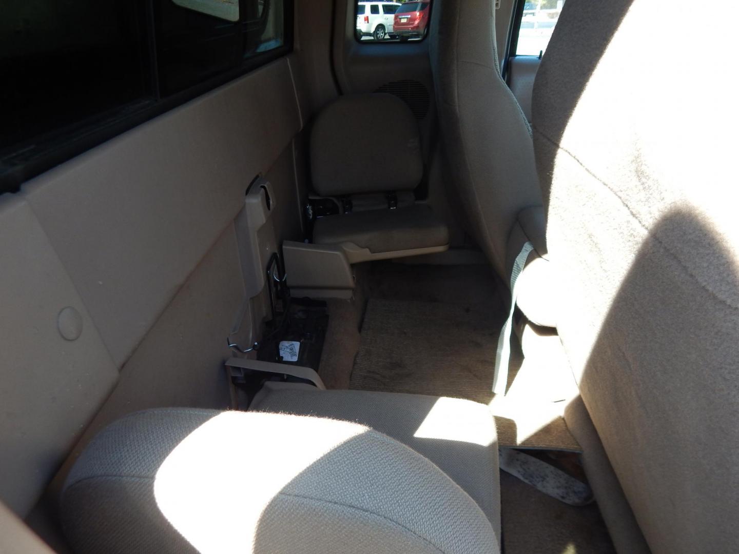 1999 Gold /Tan Ford Ranger XL SuperCab 2WD (1FTYR14V1XT) with an 3.0L V6 OHV 12V FFV engine, Automatic transmission, located at 6528 Lower York Road, New Hope, PA, 18938, (215) 862-9555, 40.358707, -74.977882 - Here we have a no accident, 3 owner Ford Ranger with a 3.0L V6 putting power to the rear wheels via an automatic transmission. Options include: tan cloth, manual seats, AM/FM/CD/TAPE radio, power windows and locks, tilt steering wheel, jump seats, 15 inch wheels, bed cap and side step. This truck ha - Photo#16