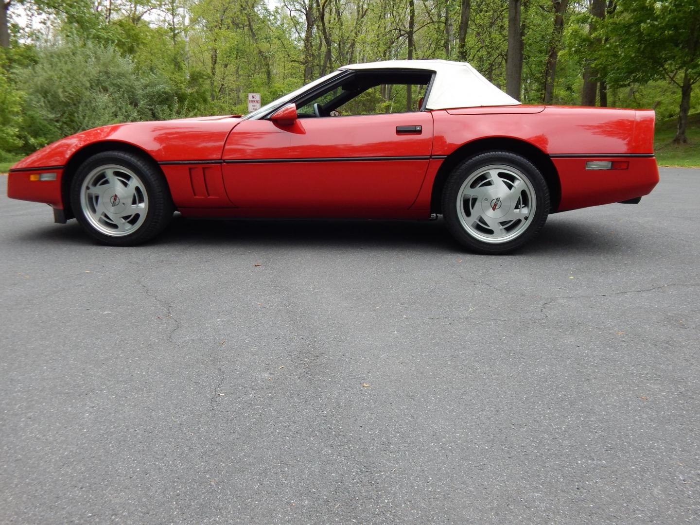 1988 Red /Red Chevrolet Corvette (1G1YY3181J5) with an 5.7L V8 engine, Manual transmission, located at 6528 Lower York Road, New Hope, PA, 18938, (215) 862-9555, 40.358707, -74.977882 - Here we have a beautifully kept, 23k original miles, Chevy Corvette Convertible with a 5.7L V8 putting power to the rear wheels via a smooth shifting 4 speed with overdrive transmission. Red paint with red leather interior and a white convertible top. Some options included are listed here. Please lo- Photo#60