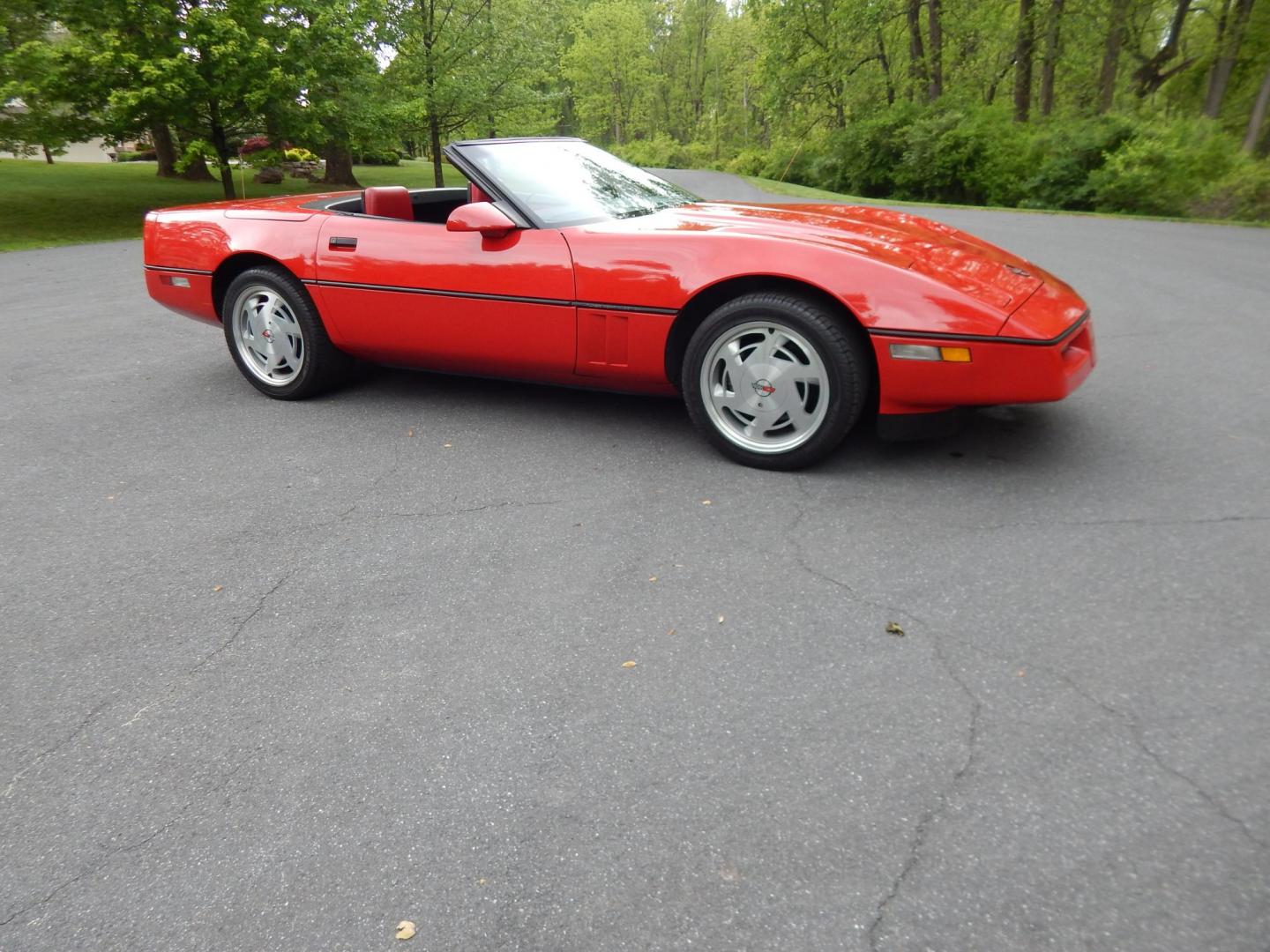 1988 Red /Red Chevrolet Corvette (1G1YY3181J5) with an 5.7L V8 engine, Manual transmission, located at 6528 Lower York Road, New Hope, PA, 18938, (215) 862-9555, 40.358707, -74.977882 - Here we have a beautifully kept, 23k original miles, Chevy Corvette Convertible with a 5.7L V8 putting power to the rear wheels via a smooth shifting 4 speed with overdrive transmission. Red paint with red leather interior and a white convertible top. Some options included are listed here. Please lo- Photo#84