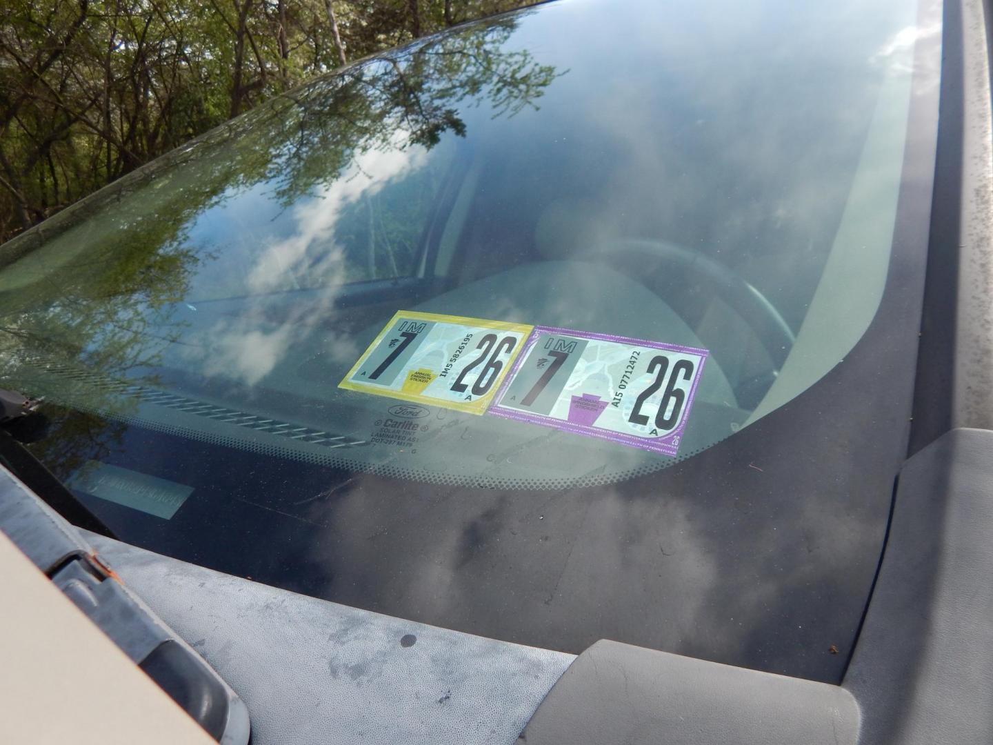 2008 Gold /Tan Ford Taurus X Limited AWD (1FMDK06W48G) with an 3.5L V6 DOHC 24V engine, 6-Speed Automatic Overdrive transmission, located at 6528 Lower York Road, New Hope, PA, 18938, (215) 862-9555, 40.358707, -74.977882 - Here we have a Ford Taurus X Limited with a 3.5L V6 putting power to all four wheels via an automatic transmission. Options include: tan leather with wood trim, power front seats, sunroof, heated front seats, dual plus rear climate, AM/FM/CD/AUX radio, cruise control, tilt steering wheel, automatic - Photo#29