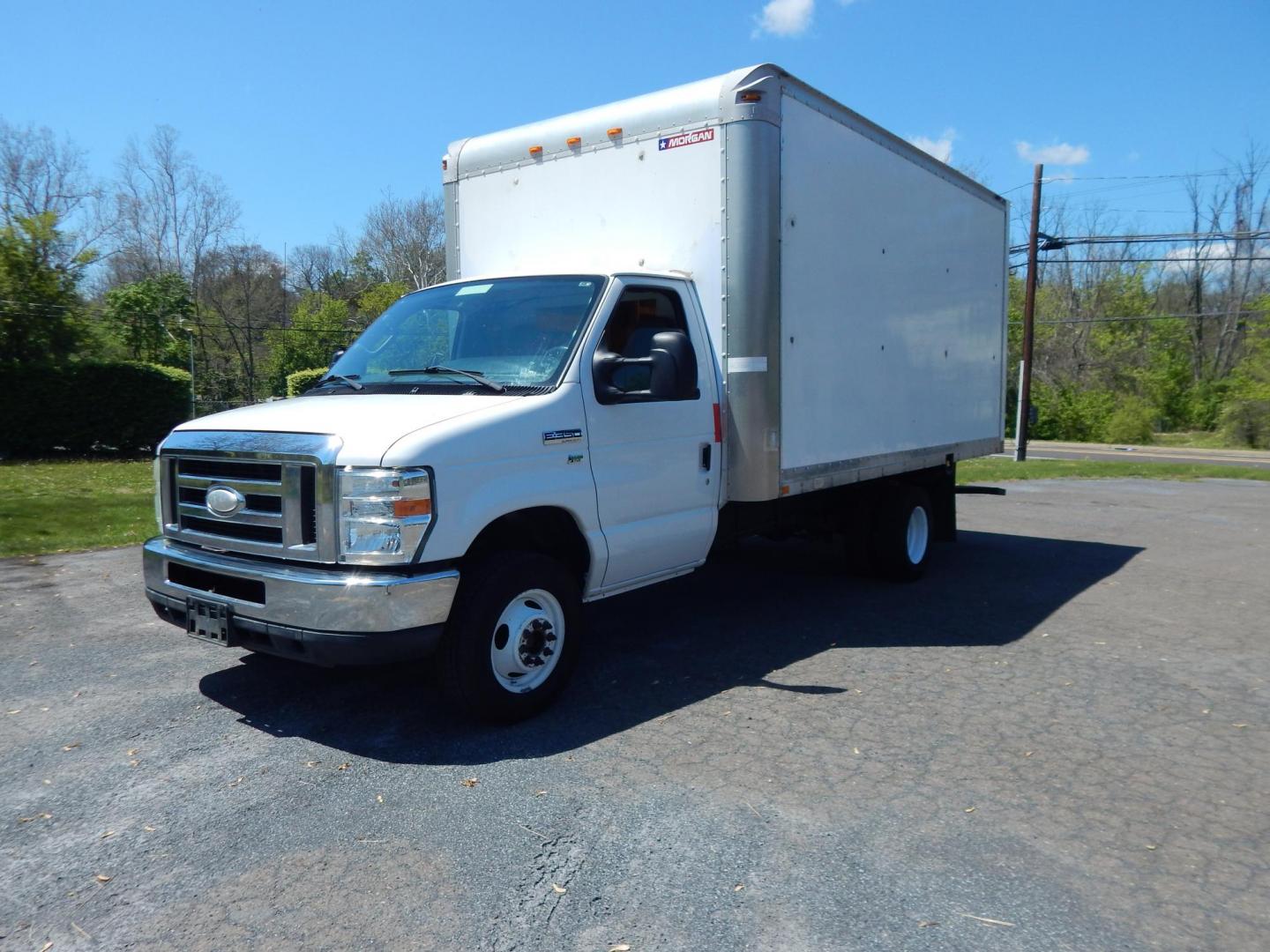2014 White /Gray Ford E-Series Van E-350 Super Duty (1FDWE3FL3ED) with an 5.4L V8 SOHC 16V FFV engine, 4-Speed Automatic transmission, located at 6528 Lower York Road, New Hope, PA, 18938, (215) 862-9555, 40.358707, -74.977882 - Here we have a Ford E-350 box truck with a 5.4L V8 putting power to the dually rear wheels via an automatic transmission. Options include: gray leather, heat, AC, Kenwood aftermarket radio, tilt steering wheel, cruise control, power windows, custom wood shelving, 16 inch wheels and a sliding loading - Photo#0