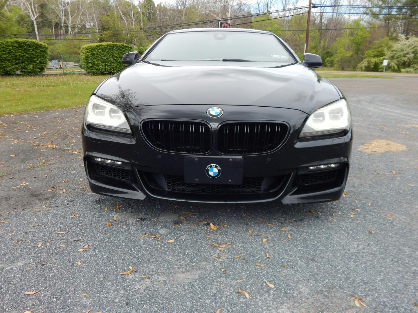 2013 black /black BMW 6-Series 650i Grand Coupe (WBA6B2C56DD) with an 4.4L V8 DOHC 32V TURBO engine, 8-Speed Automatic transmission, located at 6528 Lower York Road, New Hope, PA, 18938, (215) 862-9555, 40.358707, -74.977882 - Here we have a v very cool BMW 650 with a 4.4L turbo V8 putting power to the rear wheels via an automatic transmission. Options include: black leather, power seats, heat and cooled seats, dual plus rear climate controls, AM/FM/CD/SIR/BLUETOOTH radio with Bang and Olufsen speakers, back up camera, su - Photo#6