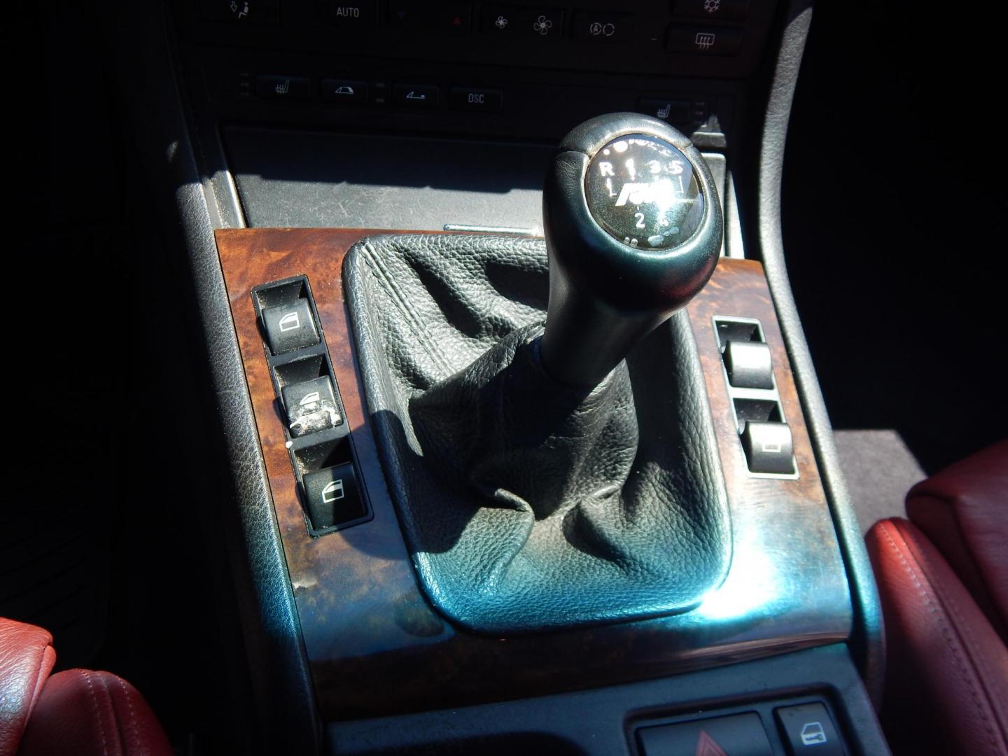 2001 Silver /Red BMW 3-Series 325Ci Convertible (WBABS33471J) with an 2.5L L6 DOHC 24V engine, 5 speed manual transmission, located at 6528 Lower York Road, New Hope, PA, 18938, (215) 862-9555, 40.358707, -74.977882 - Very clean 1 2001 BMW 325Ci convertible, 5 speed manual transmission, 2.5 Liter 6 cylinder engine, tilt wheel, leather seats, power top, windows, mirrors, central locking system, factory alloy wheels, Michelin tires, Pa. Inspection, 27 service records AM/FM sound system, car cover and more. Good cle - Photo#25