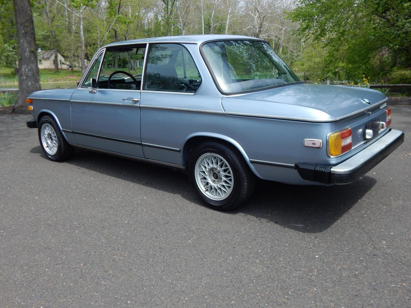 1976 Blue /Blue BMW 2002 2002 (2740175) with an 2.0L 4 Cylinder engine, Manual transmission, located at 6528 Lower York Road, New Hope, PA, 18938, (215) 862-9555, 40.358707, -74.977882 - Here we have a very cool, California kept, 1976 BMW 2002 with factory AC. This classic BMW has a 2.0L 4 cylinder engine putting power to the rear wheels via a 4 speed manual transmission. Some options included are: blue cloth/vinyl interior, pop out rear windows, roll up front windows, 14 inch fact - Photo#2