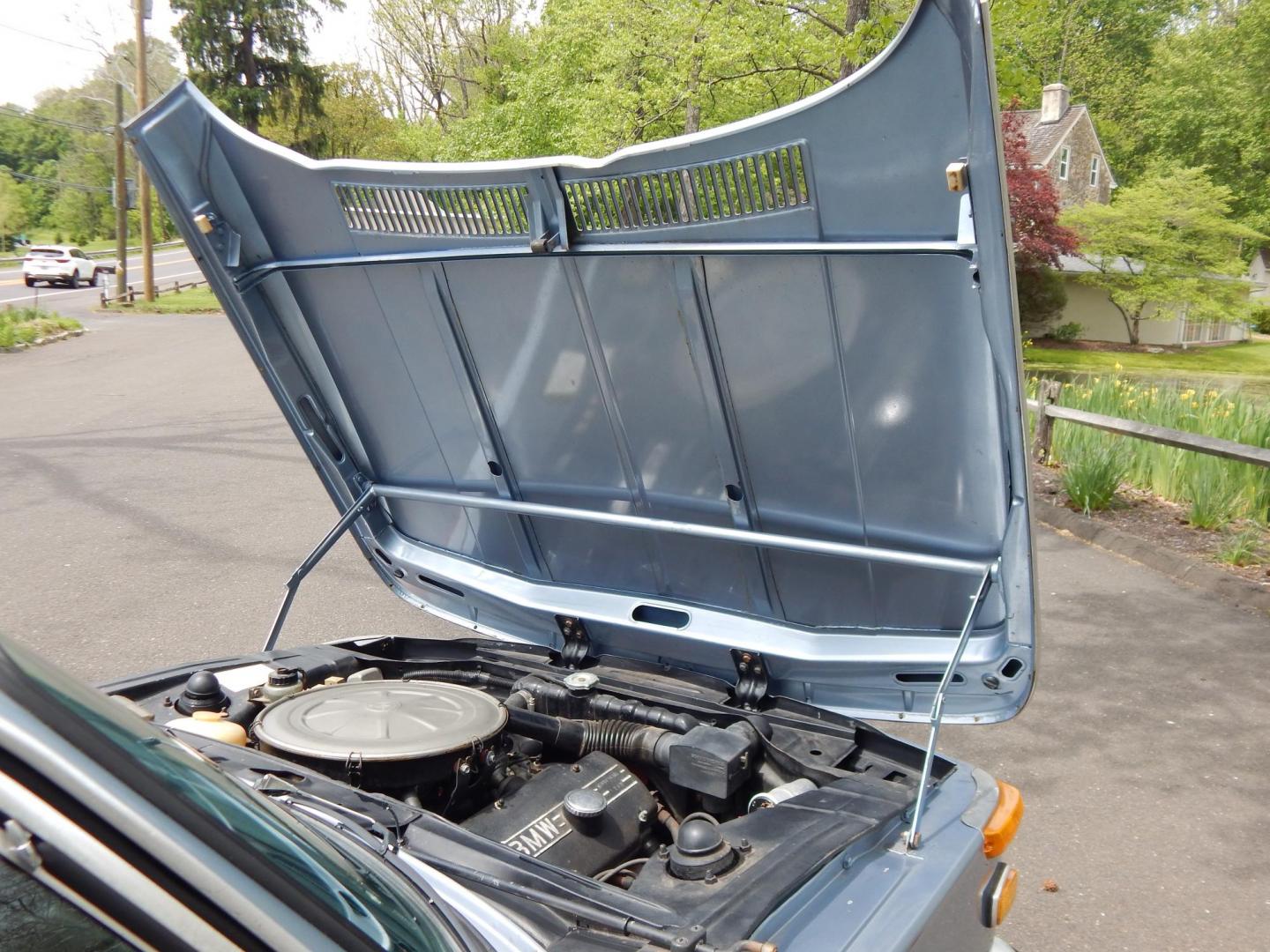 1976 Blue /Blue BMW 2002 2002 (2740175) with an 2.0L 4 Cylinder engine, Manual transmission, located at 6528 Lower York Road, New Hope, PA, 18938, (215) 862-9555, 40.358707, -74.977882 - Here we have a very cool, California kept, 1976 BMW 2002 with factory AC. This classic BMW has a 2.0L 4 cylinder engine putting power to the rear wheels via a 4 speed manual transmission. Some options included are: blue cloth/vinyl interior, pop out rear windows, roll up front windows, 14 inch fact - Photo#18