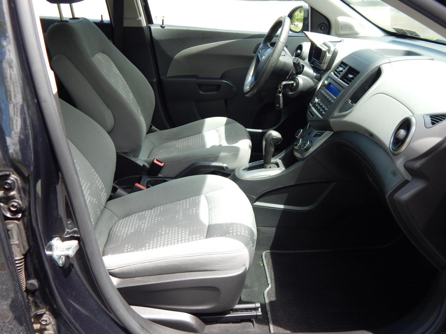 2015 black /Gray Chevrolet Sonic LS Auto 5-Door (1G1JA6SHXF4) with an 1.8L L4 DOHC 24V engine, 6A transmission, located at 6528 Lower York Road, New Hope, PA, 18938, (215) 862-9555, 40.358707, -74.977882 - 2015 Chevrolet Sonic LS, 1.8 Liter front wheel drive automatic. Options include: gray cloth, heat, AC, AM/FM/MEDIA radio, roll up windows, manual mirrors, automatic headlights, tilt steering wheel, power locks, 15 inch wheels with 4 Falken tires. Pa inspection good until 9/26. Carfax reports ONE OW- Photo#15