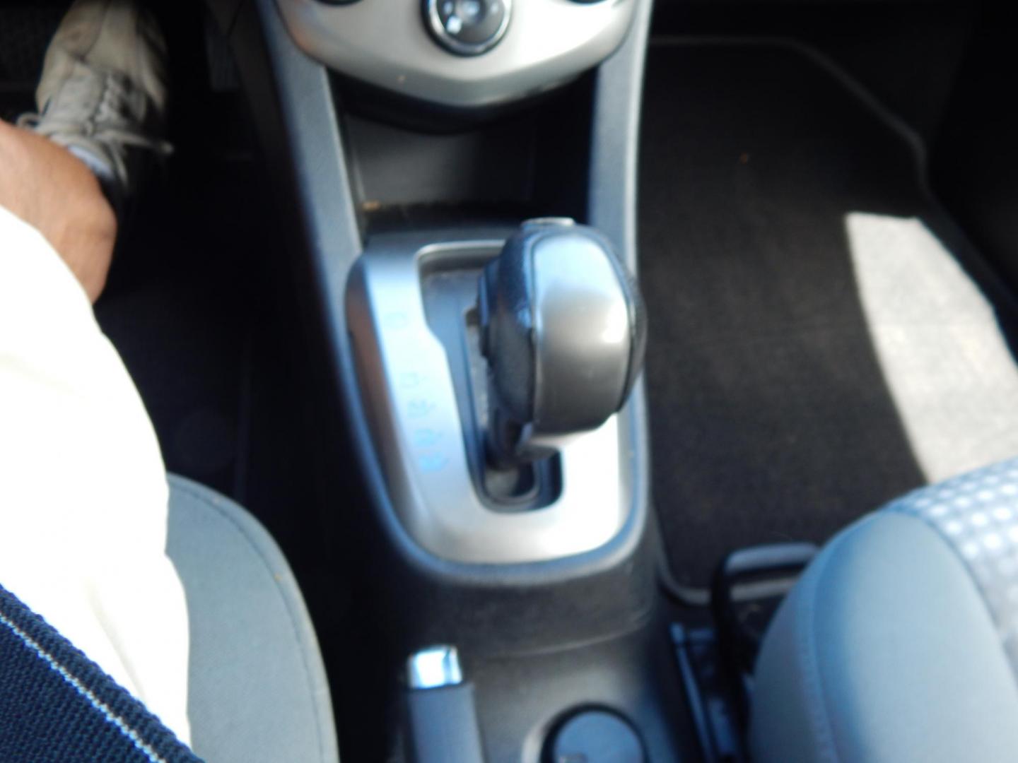 2015 black /Gray Chevrolet Sonic LS Auto 5-Door (1G1JA6SHXF4) with an 1.8L L4 DOHC 24V engine, 6A transmission, located at 6528 Lower York Road, New Hope, PA, 18938, (215) 862-9555, 40.358707, -74.977882 - 2015 Chevrolet Sonic LS, 1.8 Liter front wheel drive automatic. Options include: gray cloth, heat, AC, AM/FM/MEDIA radio, roll up windows, manual mirrors, automatic headlights, tilt steering wheel, power locks, 15 inch wheels with 4 Falken tires. Pa inspection good until 9/26. Carfax reports ONE OW- Photo#22