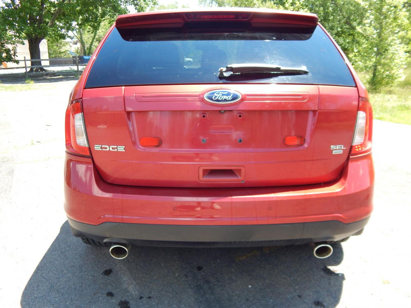 2011 Red /Tan Ford Edge SEL AWD (2FMDK4JC2BB) with an 3.5L V6 DOHC 24V engine, 6-Speed Automatic transmission, located at 6528 Lower York Road, New Hope, PA, 18938, (215) 862-9555, 40.358707, -74.977882 - Here we have a ONE OWNER, Ford Edge with a 3.5L V6 putting power to all four wheels via an automatic transmission. Options include: tan leather, power seats, heated front seats, dual climate controls, am/fm/cd/bluetooth/sir radio, navigation, cruise control, ambient lighting, power windows/locks/mir - Photo#7