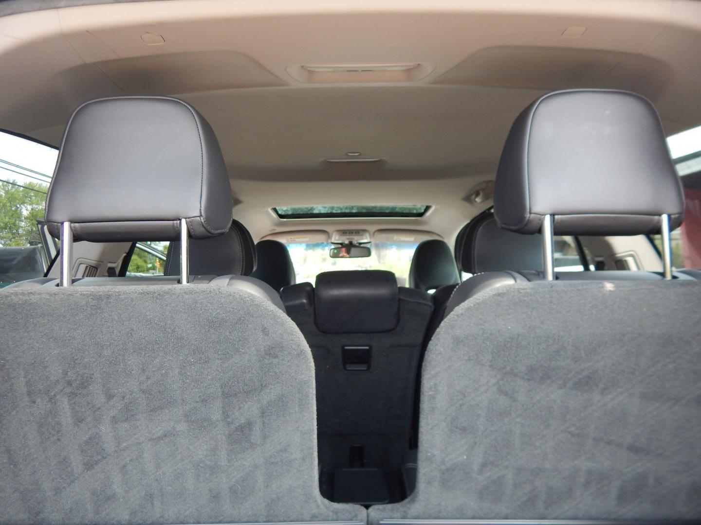 2013 White /Black Volvo XC90 3.2 R-Design AWD (YV4952CT6D1) with an 3.2L L6 DOHC 24V engine, 6-Speed Automatic transmission, located at 6528 Lower York Road, New Hope, PA, 18938, (215) 862-9555, 40.358707, -74.977882- Photo#22