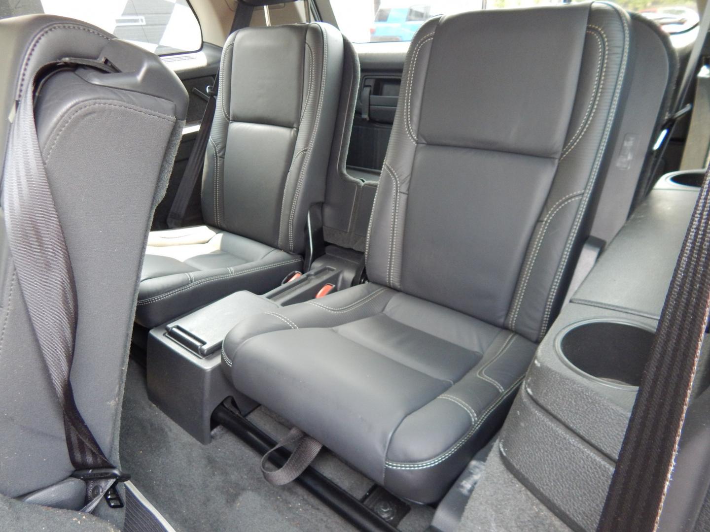 2013 White /Black Volvo XC90 3.2 R-Design AWD (YV4952CT6D1) with an 3.2L L6 DOHC 24V engine, 6-Speed Automatic transmission, located at 6528 Lower York Road, New Hope, PA, 18938, (215) 862-9555, 40.358707, -74.977882- Photo#21