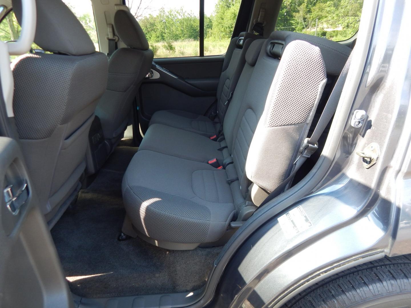 2012 Gray /Gray Nissan Pathfinder LE 4WD (5N1AR1NB4CC) with an 4.0L V6 DOHC 24V engine, 5-Speed Automatic transmission, located at 6528 Lower York Road, New Hope, PA, 18938, (215) 862-9555, 40.358707, -74.977882 - Here we have a Nissan Pathfinder with a 4.0L V6 putting power to the ground via a 4x4 automatic transmission. Options include: gray cloth, 3rd row seating, AC and heat, AM/FM/CD radio, power windows/locks/mirrors, cruise control, roof rails, tow hitch, running boards and 16 inch alloy wheels. Carfax- Photo#10
