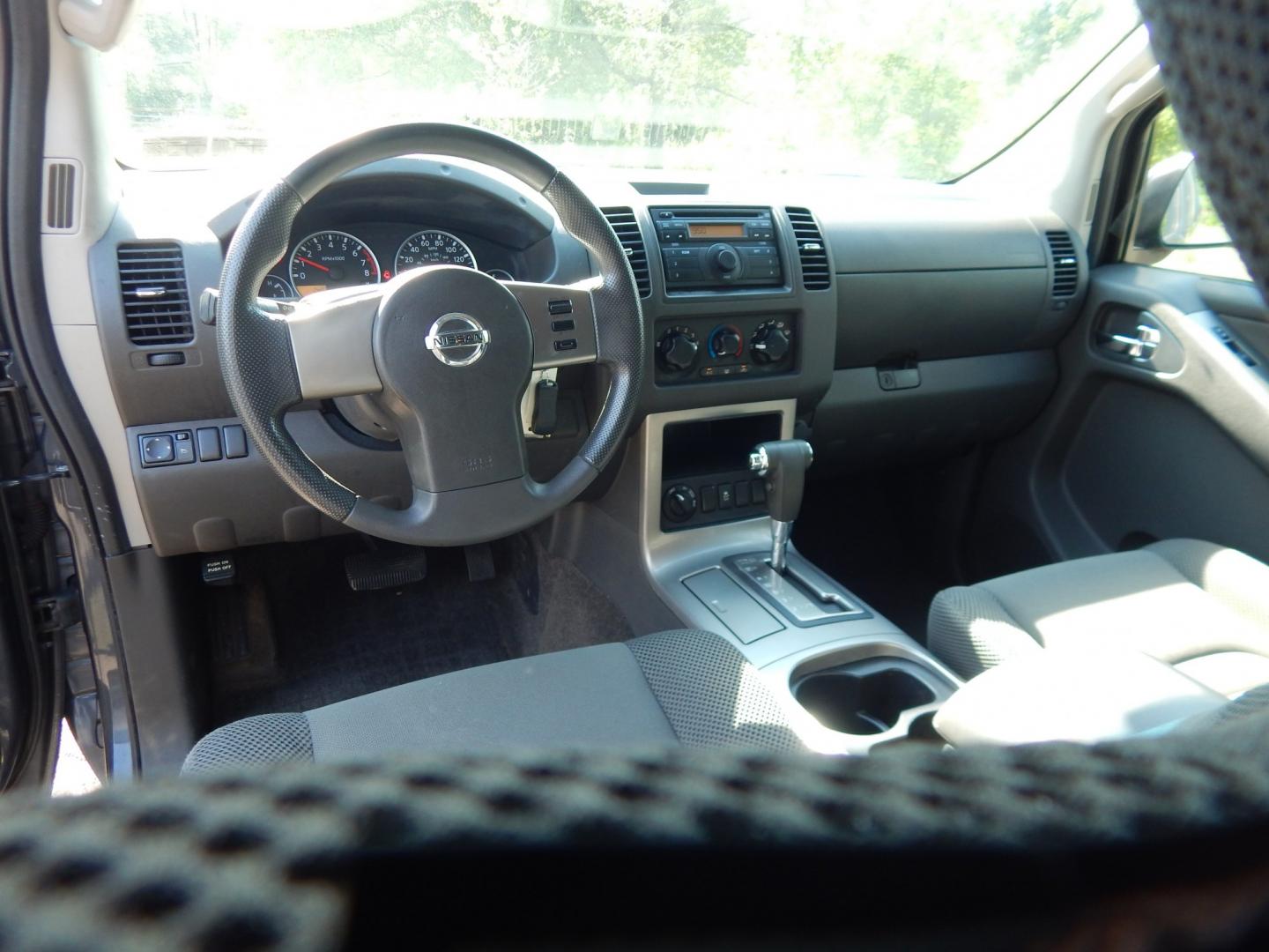 2012 Gray /Gray Nissan Pathfinder LE 4WD (5N1AR1NB4CC) with an 4.0L V6 DOHC 24V engine, 5-Speed Automatic transmission, located at 6528 Lower York Road, New Hope, PA, 18938, (215) 862-9555, 40.358707, -74.977882 - Here we have a Nissan Pathfinder with a 4.0L V6 putting power to the ground via a 4x4 automatic transmission. Options include: gray cloth, 3rd row seating, AC and heat, AM/FM/CD radio, power windows/locks/mirrors, cruise control, roof rails, tow hitch, running boards and 16 inch alloy wheels. Carfax- Photo#11