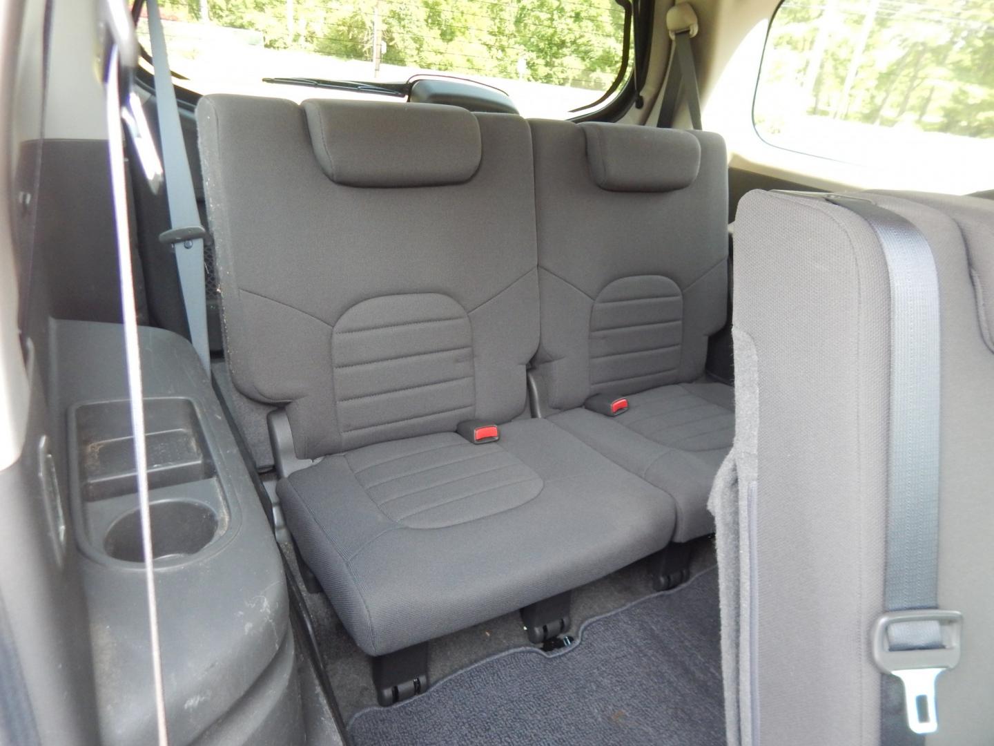 2012 Gray /Gray Nissan Pathfinder LE 4WD (5N1AR1NB4CC) with an 4.0L V6 DOHC 24V engine, 5-Speed Automatic transmission, located at 6528 Lower York Road, New Hope, PA, 18938, (215) 862-9555, 40.358707, -74.977882 - Here we have a Nissan Pathfinder with a 4.0L V6 putting power to the ground via a 4x4 automatic transmission. Options include: gray cloth, 3rd row seating, AC and heat, AM/FM/CD radio, power windows/locks/mirrors, cruise control, roof rails, tow hitch, running boards and 16 inch alloy wheels. Carfax- Photo#15