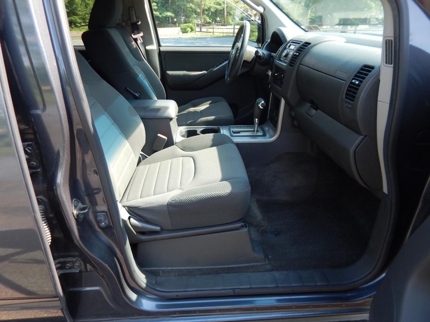 2012 Gray /Gray Nissan Pathfinder LE 4WD (5N1AR1NB4CC) with an 4.0L V6 DOHC 24V engine, 5-Speed Automatic transmission, located at 6528 Lower York Road, New Hope, PA, 18938, (215) 862-9555, 40.358707, -74.977882 - Here we have a Nissan Pathfinder with a 4.0L V6 putting power to the ground via a 4x4 automatic transmission. Options include: gray cloth, 3rd row seating, AC and heat, AM/FM/CD radio, power windows/locks/mirrors, cruise control, roof rails, tow hitch, running boards and 16 inch alloy wheels. Carfax- Photo#18