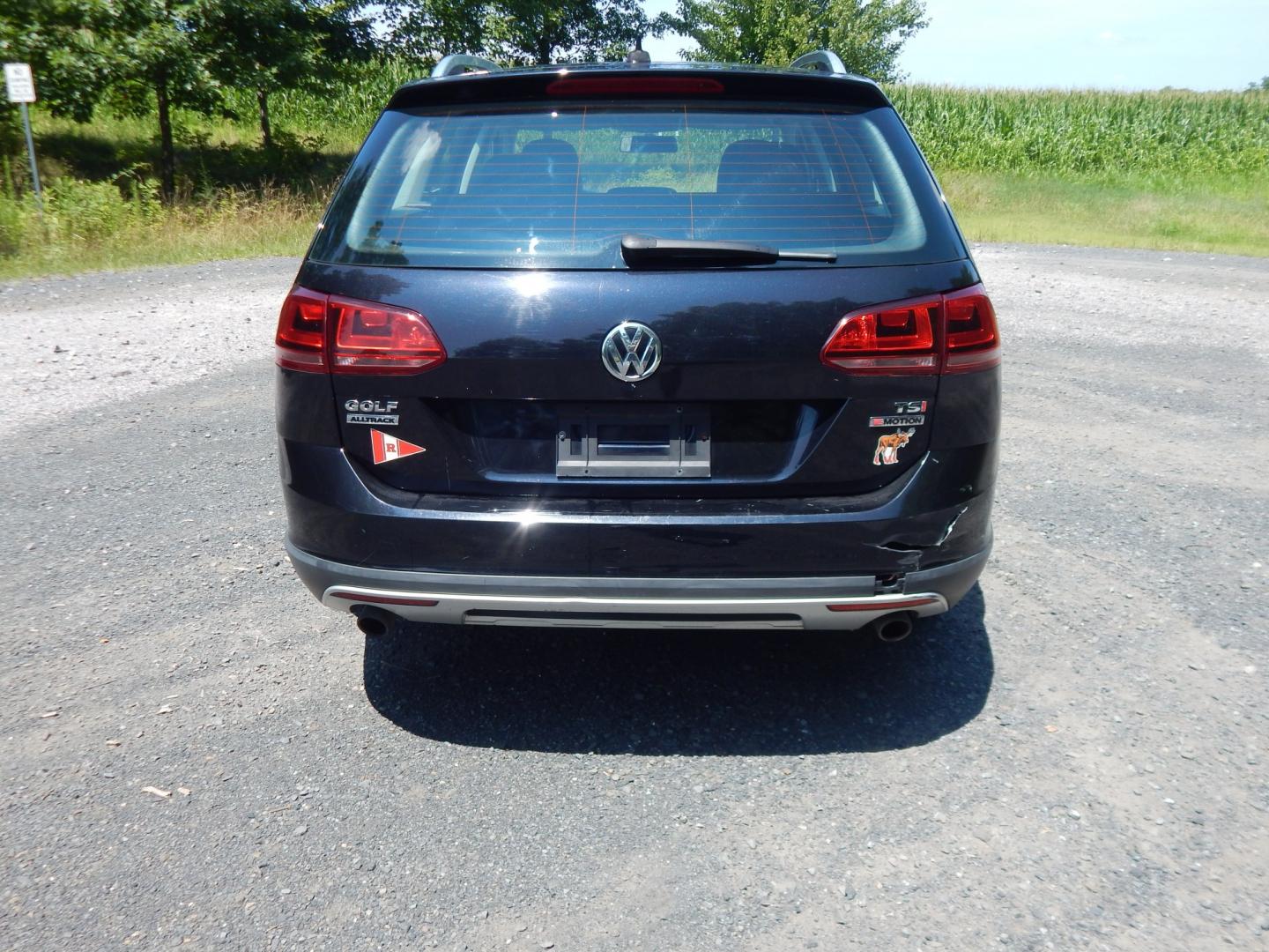 2017 Black /Black Volkswagen Golf Alltrack TSI S 6A (3VWH17AUXHM) with an 1.8L L4 engine, 6A transmission, located at 6528 Lower York Road, New Hope, PA, 18938, (215) 862-9555, 40.358707, -74.977882 - Here we have a Volkswagen Golf Alltrack with a 1.8L turbo engine putting power to all 4 wheels via an automatic transmission. Options include: black leather, heated front seats, AC, heat, AM/FM/BLUETOOTH radio with back up camera, tilt steering wheel, cruise control, power windows/locks/mirrors, fo- Photo#7