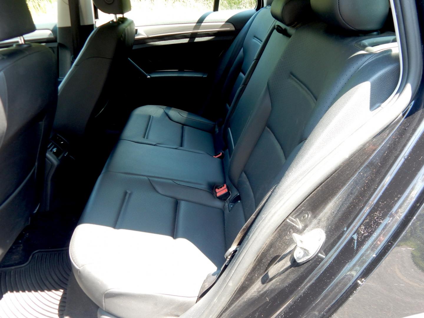 2017 Black /Black Volkswagen Golf Alltrack TSI S 6A (3VWH17AUXHM) with an 1.8L L4 engine, 6A transmission, located at 6528 Lower York Road, New Hope, PA, 18938, (215) 862-9555, 40.358707, -74.977882 - Here we have a Volkswagen Golf Alltrack with a 1.8L turbo engine putting power to all 4 wheels via an automatic transmission. Options include: black leather, heated front seats, AC, heat, AM/FM/BLUETOOTH radio with back up camera, tilt steering wheel, cruise control, power windows/locks/mirrors, fo- Photo#10