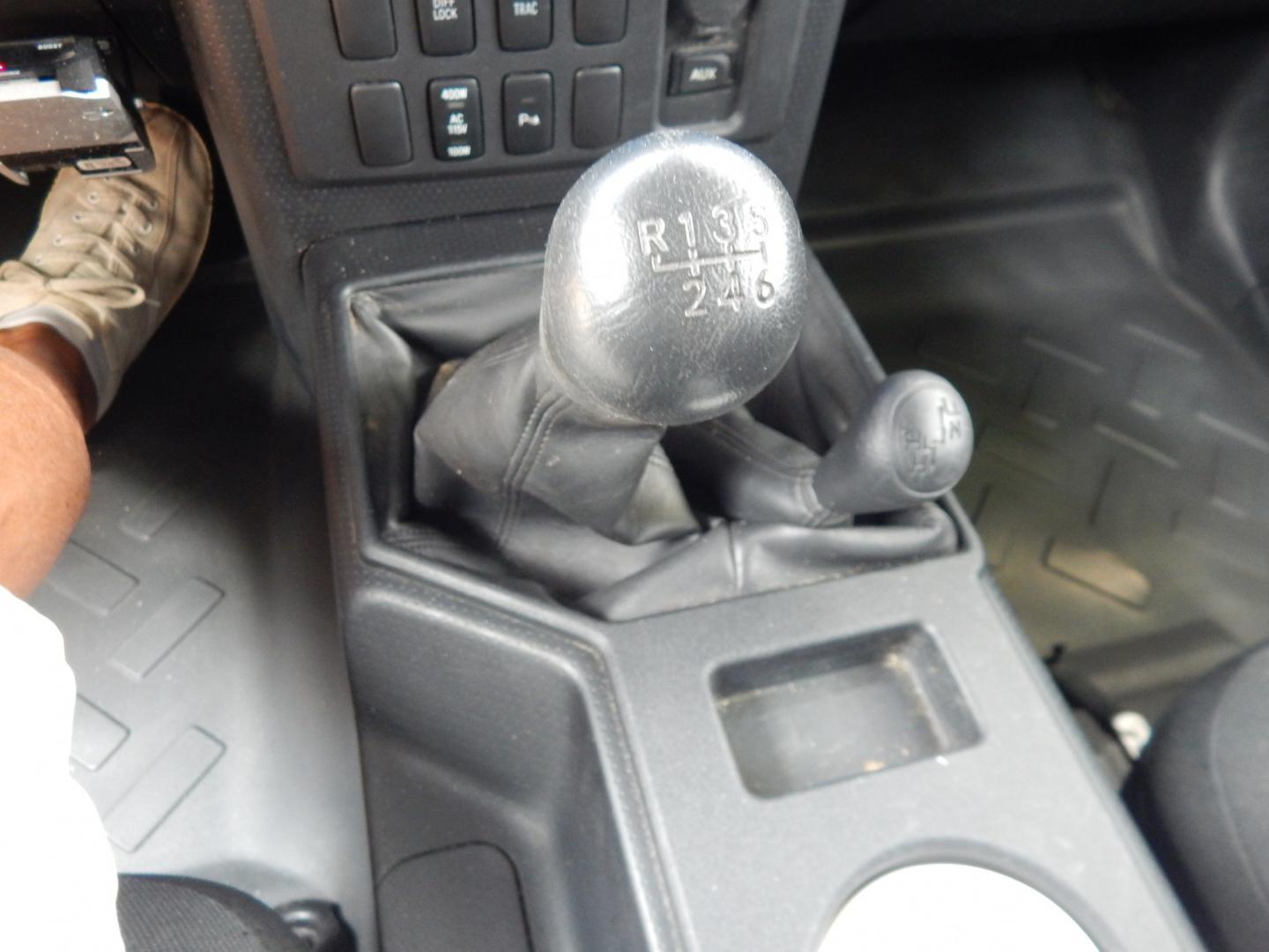 2007 Blue /Black Toyota FJ Cruiser 4WD (JTEBU11F770) with an 4.0L V6 engine, Manual transmission, located at 6528 Lower York Road, New Hope, PA, 18938, (215) 862-9555, 40.358707, -74.977882 - Here we have a very cool FJ cruiser with a 4.0L V6 putting power to all four wheels via a 6 speed manual transmission. Options include: black cloth seats, manual moving seats, AC, heat, AM/FM/CD/AUX/SAT radio, cruise control, tilt steering wheel, power windows/locks/mirrors, roof rack, rear ladder,- Photo#24