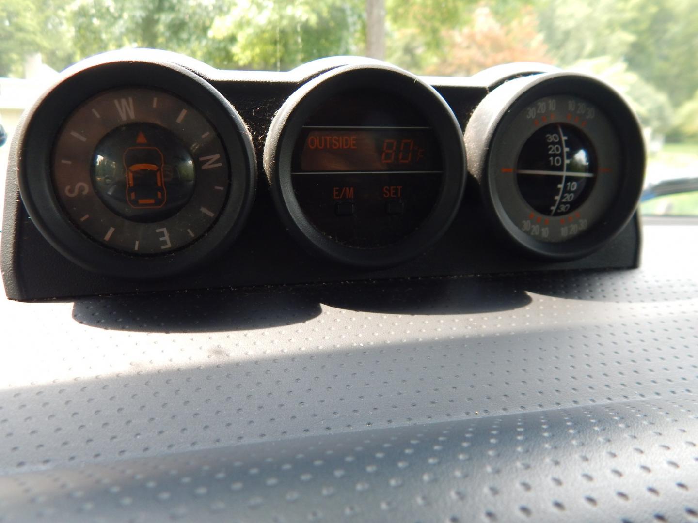 2007 Blue /Black Toyota FJ Cruiser 4WD (JTEBU11F770) with an 4.0L V6 engine, Manual transmission, located at 6528 Lower York Road, New Hope, PA, 18938, (215) 862-9555, 40.358707, -74.977882 - Here we have a very cool FJ cruiser with a 4.0L V6 putting power to all four wheels via a 6 speed manual transmission. Options include: black cloth seats, manual moving seats, AC, heat, AM/FM/CD/AUX/SAT radio, cruise control, tilt steering wheel, power windows/locks/mirrors, roof rack, rear ladder,- Photo#26