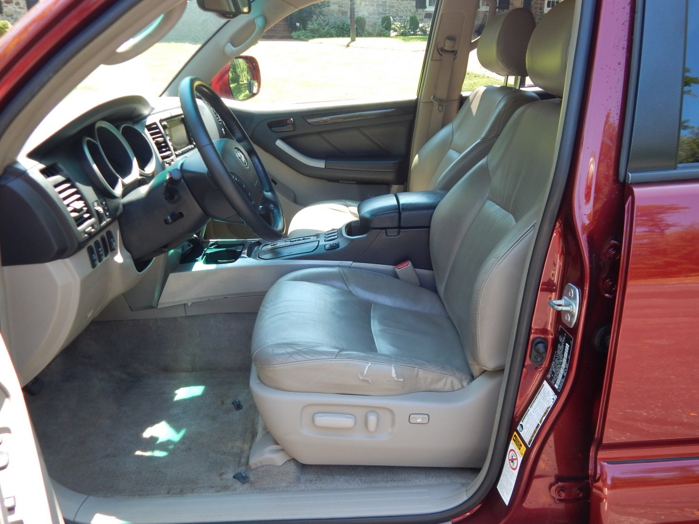 2006 Red /Tan Toyota 4Runner Limited 4WD V8 (JTEBT17R968) with an 4.7L V8 DOHC 32V engine, 5A OD transmission, located at 6528 Lower York Road, New Hope, PA, 18938, (215) 862-9555, 40.358707, -74.977882 - Here we have a very cool Toyota 4 Runner Limited with a 4.7L V8 putting power to the ground via an AWD automatic transmission. Options include: tan leather, power seats, sunroof, dual climate controls, AM/FM/CD/SAT/AUX radio, navigation, back up camera, power windows/locks/mirrors, tilt steering whe- Photo#9