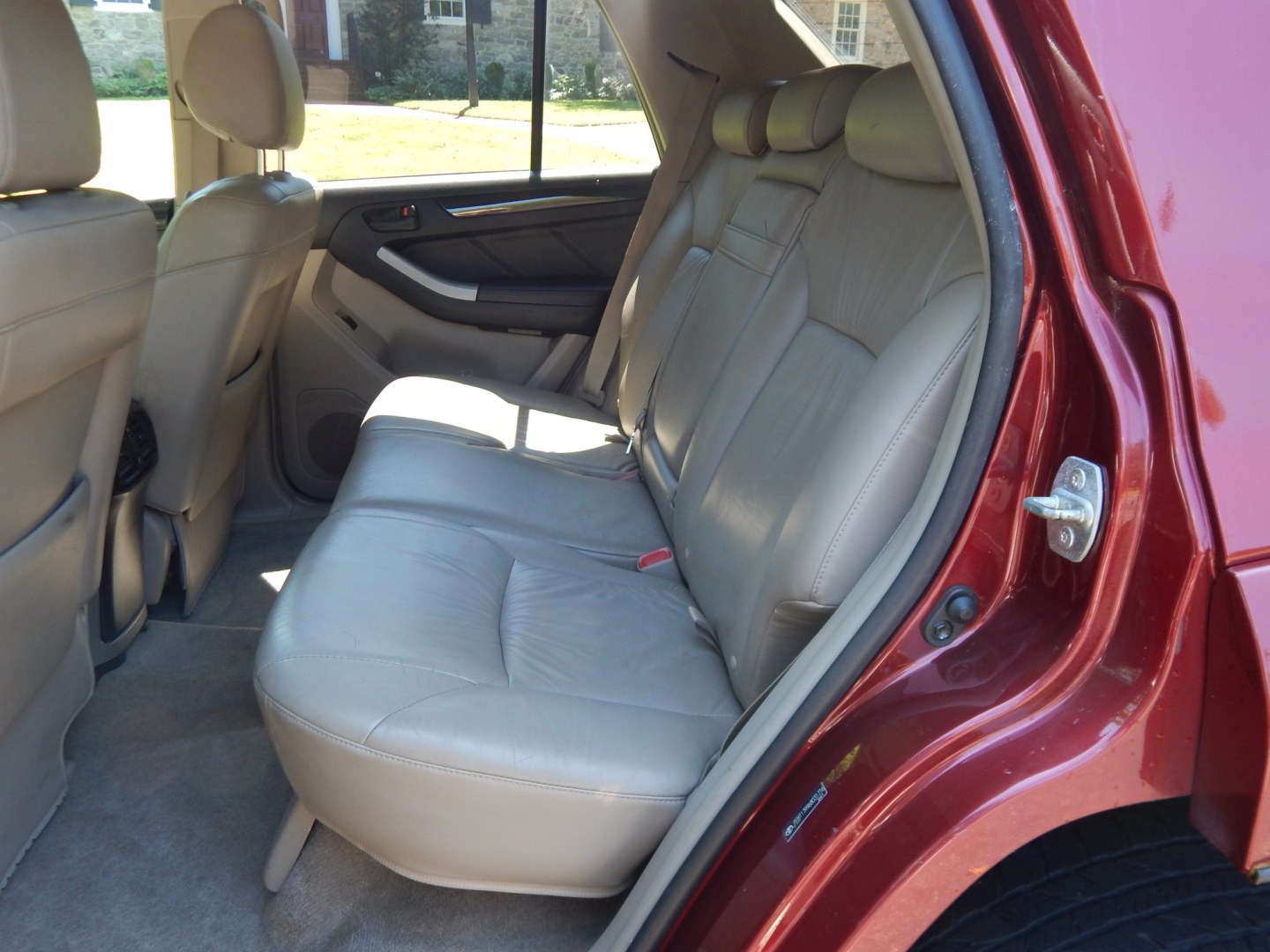 2006 Red /Tan Toyota 4Runner Limited 4WD V8 (JTEBT17R968) with an 4.7L V8 DOHC 32V engine, 5A OD transmission, located at 6528 Lower York Road, New Hope, PA, 18938, (215) 862-9555, 40.358707, -74.977882 - Here we have a very cool Toyota 4 Runner Limited with a 4.7L V8 putting power to the ground via an AWD automatic transmission. Options include: tan leather, power seats, sunroof, dual climate controls, AM/FM/CD/SAT/AUX radio, navigation, back up camera, power windows/locks/mirrors, tilt steering whe- Photo#10