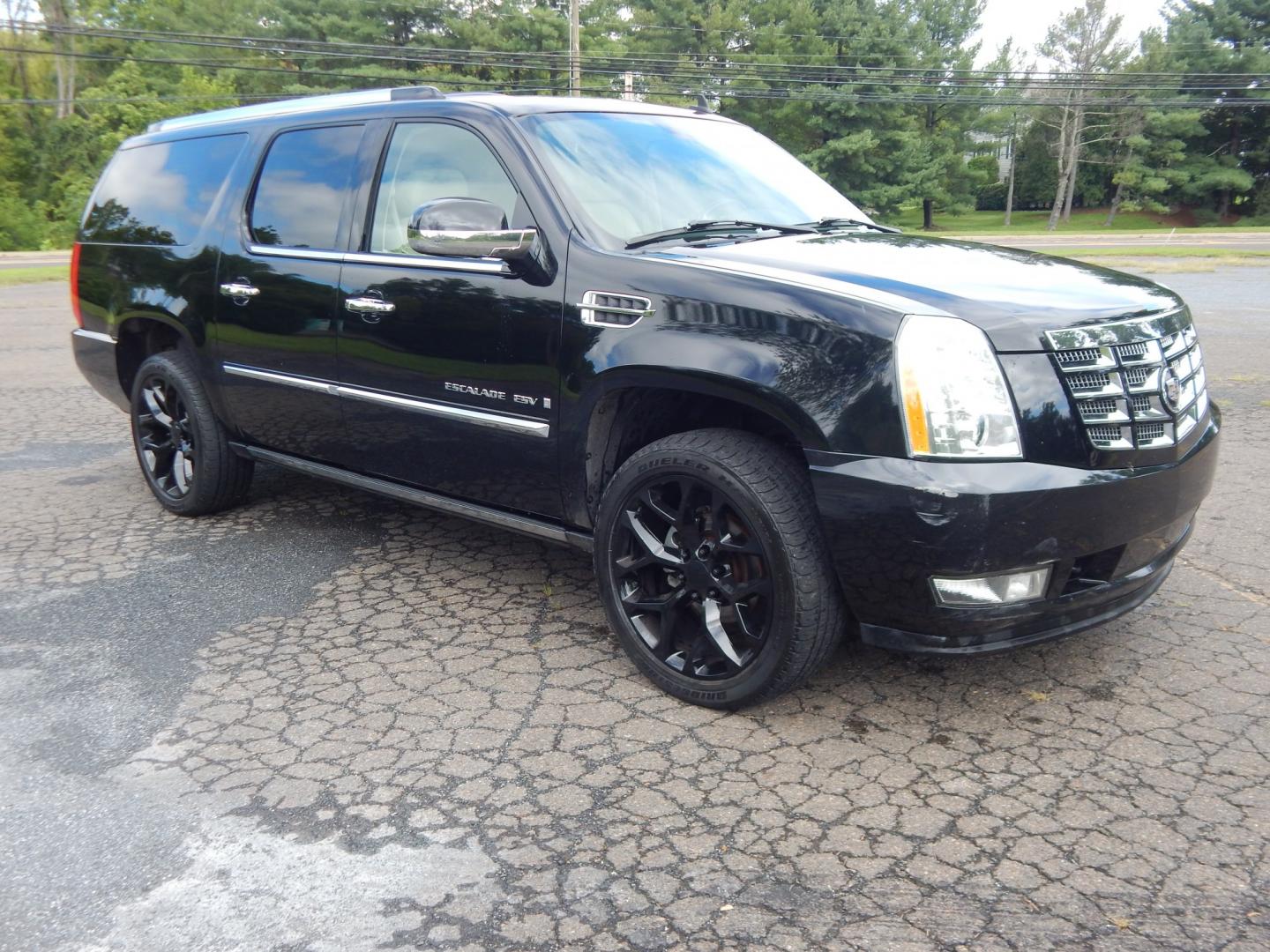 2007 Black /Beige Leather Cadillac Escalade ESV (1GYFK66817R) with an 6.2L V8 OHV 16V engine, 6A OD transmission, located at 6528 Lower York Road, New Hope, PA, 18938, (215) 862-9555, 40.358707, -74.977882- Photo#5