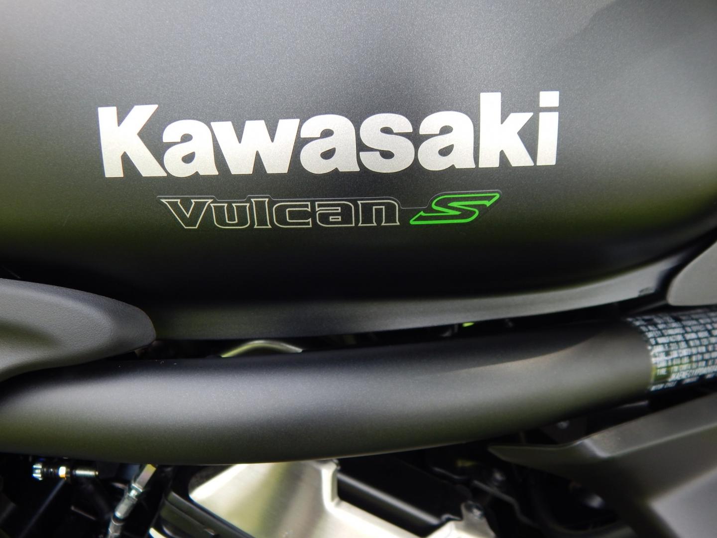 2023 Black /Black Kawasaki EN650 Vulcan S Vulcan S (JKAENEC1XPD) with an 649cc engine, Manual transmission, located at 6528 Lower York Road, New Hope, PA, 18938, (215) 862-9555, 40.358707, -74.977882 - Here we have a ONE OWNER, 560 original miles, Kawasaki Vulcan S. This bike has a 649cc liquid-cooled parallel-twin motor putting power to the rear tire via a manual transmission. This bike combines traditional cruiser comfort with responsive, ninja-derived performance. Starts right up and goes down- Photo#15
