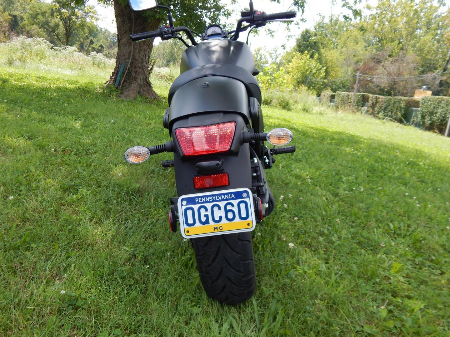 2023 Black /Black Kawasaki EN650 Vulcan S Vulcan S (JKAENEC1XPD) with an 649cc engine, Manual transmission, located at 6528 Lower York Road, New Hope, PA, 18938, (215) 862-9555, 40.358707, -74.977882 - Here we have a ONE OWNER, 560 original miles, Kawasaki Vulcan S. This bike has a 649cc liquid-cooled parallel-twin motor putting power to the rear tire via a manual transmission. This bike combines traditional cruiser comfort with responsive, ninja-derived performance. Starts right up and goes down- Photo#16