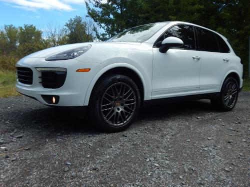 2017 Porsche Cayenne Platinum Edition