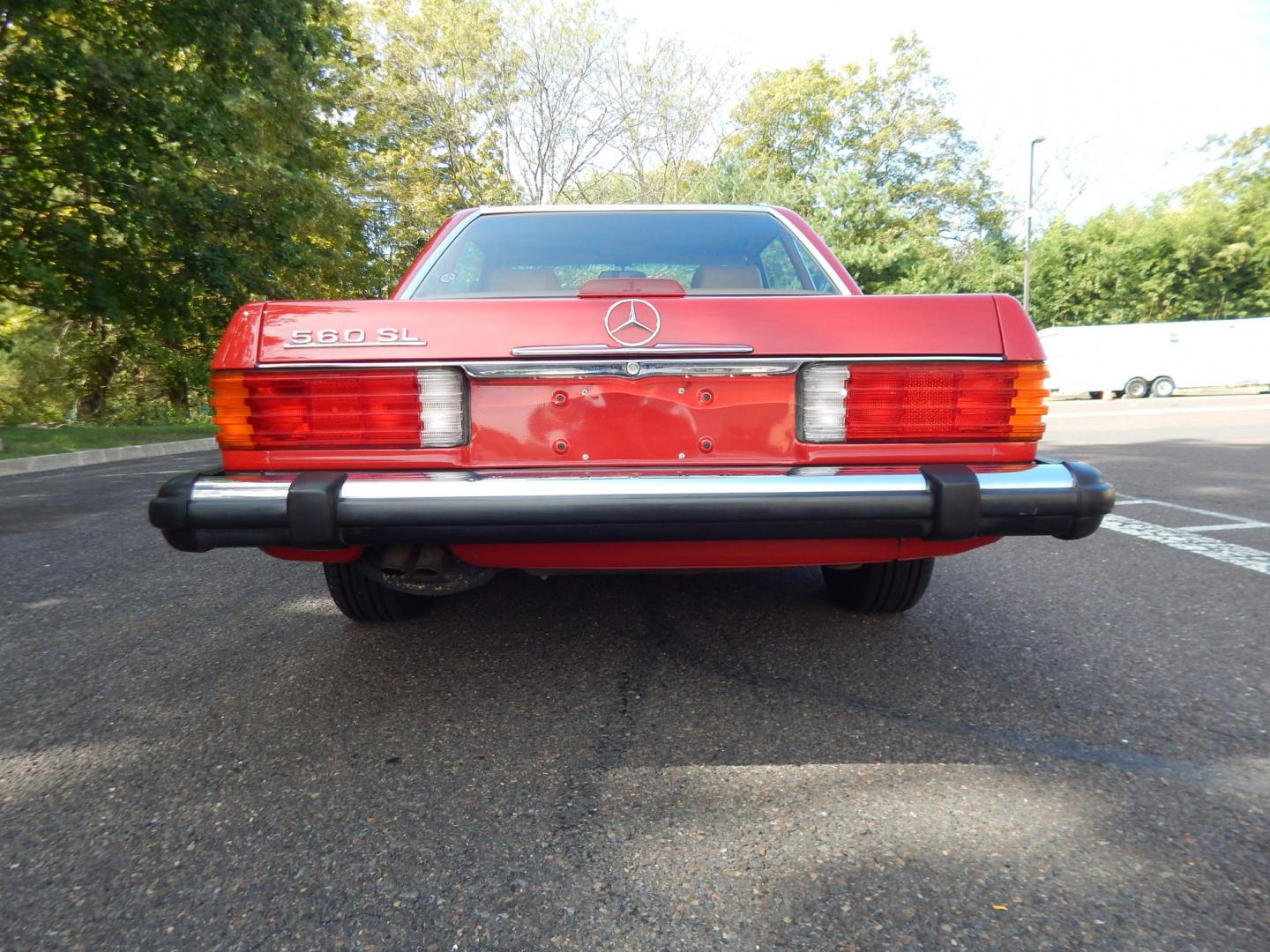 1989 Red /Tan Mercedes-Benz 560 SL convertible (WDBBA48DXKA) with an 5.6L V8 SOHC 16V engine, 4A transmission, located at 6528 Lower York Road, New Hope, PA, 18938, (215) 862-9555, 40.358707, -74.977882 - Here we have a beautiful, ONE OWNER, 1989 Mercedes 560SL. 1989 is the last year of the legendary R107 body style. Options include: 5.5L V8, RWD, automatic transmission, removable hard top, retractable soft top, ABS, power steering, power brakes, limited slip differential, AM/FM/Cassette radio, power- Photo#84
