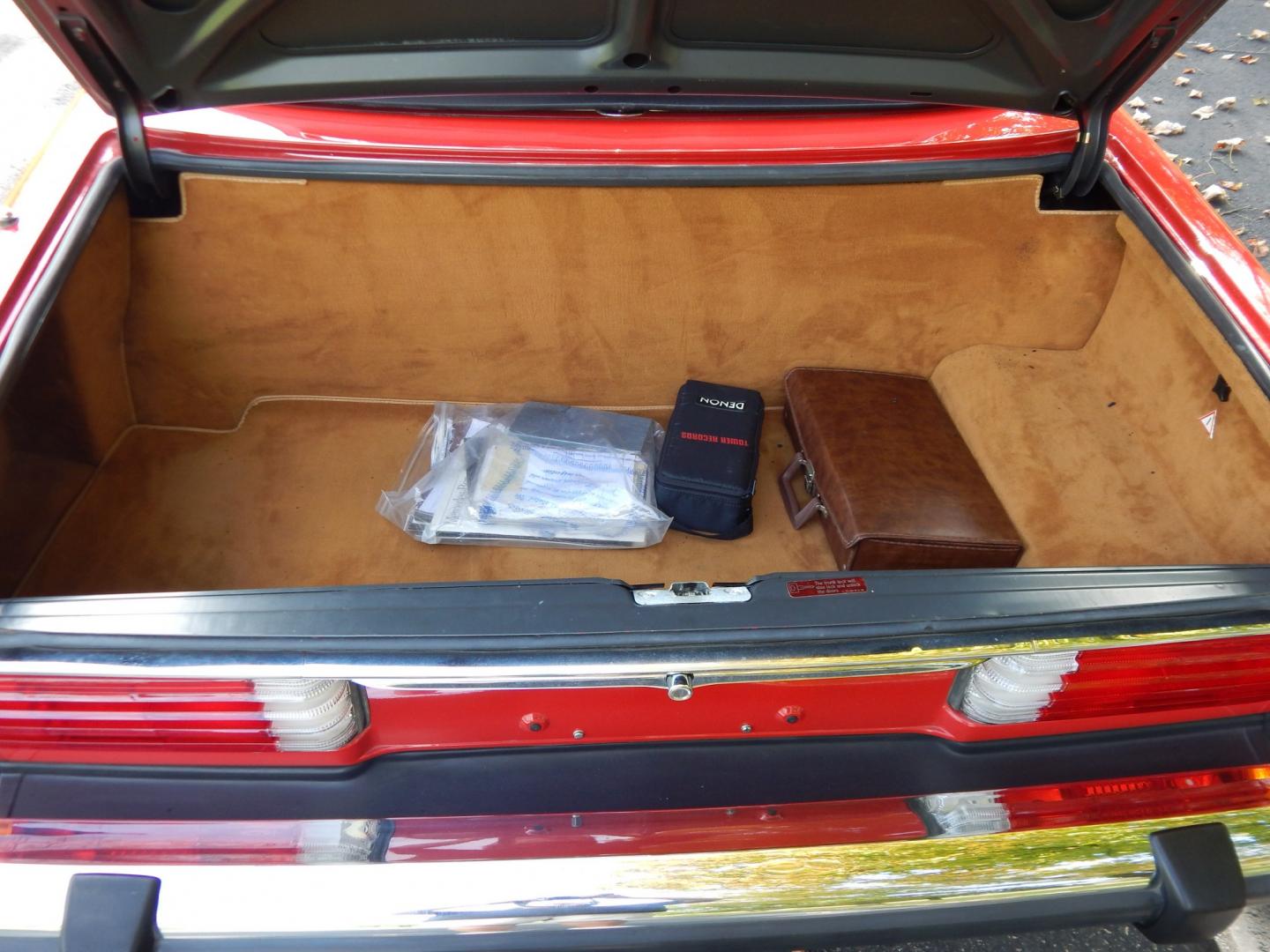 1989 Red /Tan Mercedes-Benz 560 SL convertible (WDBBA48DXKA) with an 5.6L V8 SOHC 16V engine, 4A transmission, located at 6528 Lower York Road, New Hope, PA, 18938, (215) 862-9555, 40.358707, -74.977882 - Here we have a beautiful, ONE OWNER, 1989 Mercedes 560SL. 1989 is the last year of the legendary R107 body style. Options include: 5.5L V8, RWD, automatic transmission, removable hard top, retractable soft top, ABS, power steering, power brakes, limited slip differential, AM/FM/Cassette radio, power- Photo#105