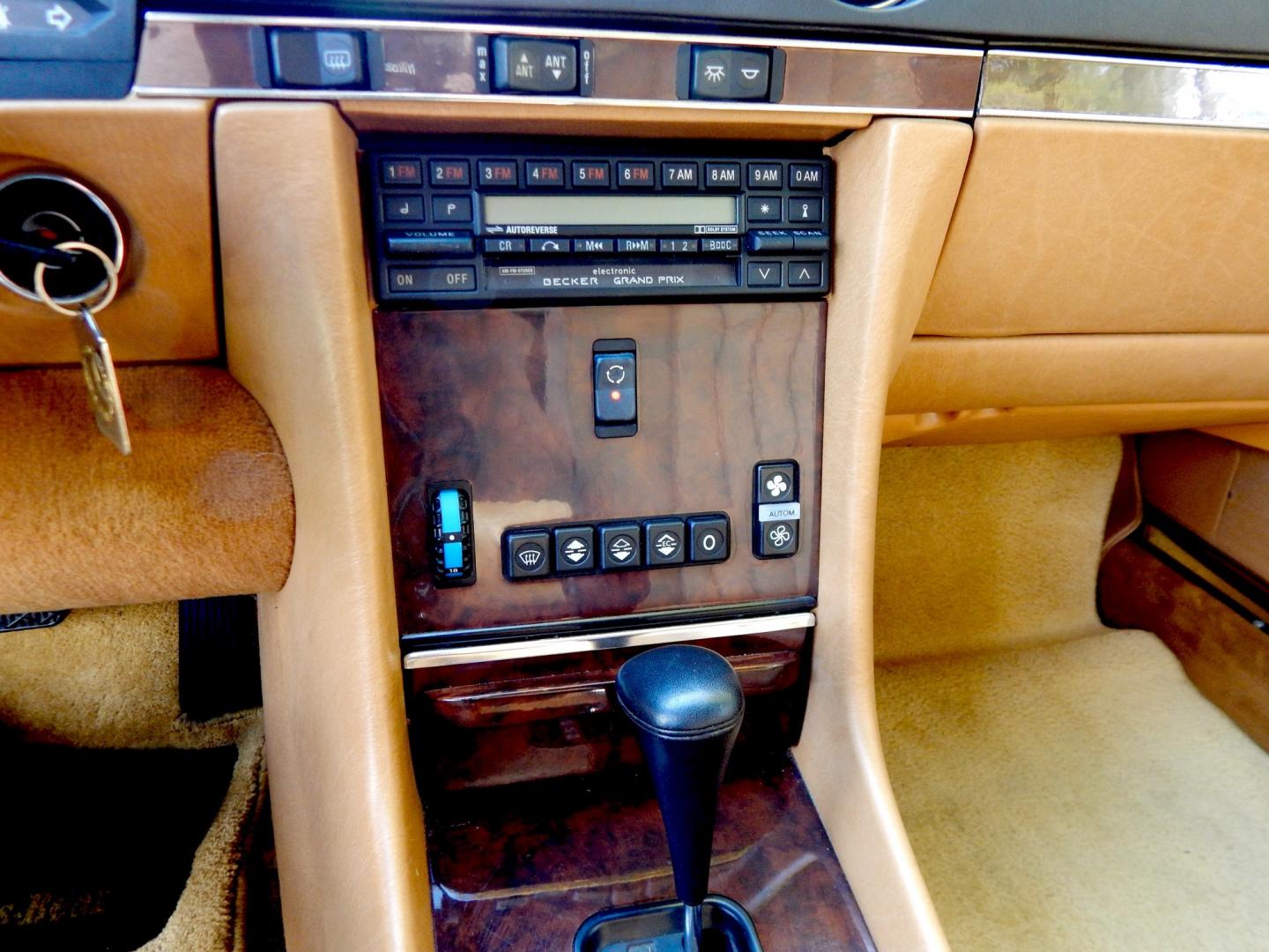 1989 Red /Tan Mercedes-Benz 560 SL convertible (WDBBA48DXKA) with an 5.6L V8 SOHC 16V engine, 4A transmission, located at 6528 Lower York Road, New Hope, PA, 18938, (215) 862-9555, 40.358707, -74.977882 - Here we have a beautiful, ONE OWNER, 1989 Mercedes 560SL. 1989 is the last year of the legendary R107 body style. Options include: 5.5L V8, RWD, automatic transmission, removable hard top, retractable soft top, ABS, power steering, power brakes, limited slip differential, AM/FM/Cassette radio, power- Photo#109