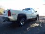 2006 White /Gray Chevrolet Silverado 2500HD LS 4WD (1GCHK24U86E) with an 6.0L V8 OHV 16V engine, Automatic transmission, located at 6528 Lower York Road, New Hope, PA, 18938, (215) 862-9555, 40.358707, -74.977882 - Here we have a ONE OWNER, beautifully kept, Chevy Silverado 2500HD with a 6.0L V8 putting power to the ground via an 4x4 automatic transmission. Options include: gray cloth, manual moving seats/windows/locks/mirrors, Kenwood radio with Kenwood speakers, dual climate controls, Journey trailer brake s- Photo#5
