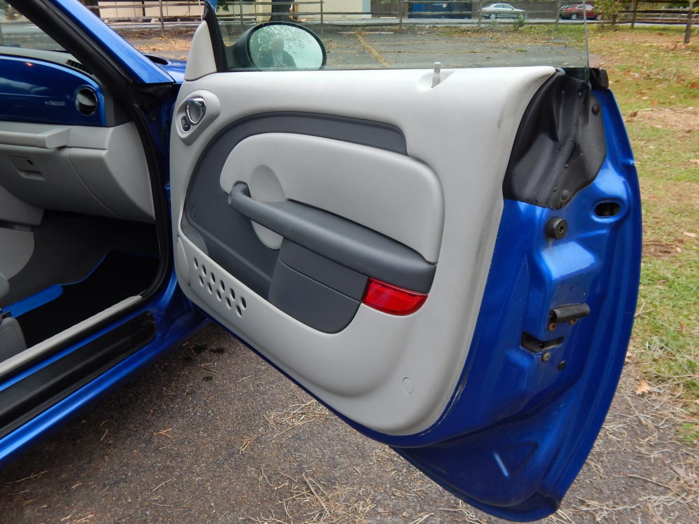 2006 Blue /Gray Chrysler PT Cruiser Touring Convertible (3C3JY55E16T) with an 2.4L L4 DOHC 16V TURBO engine, Automatic transmission, located at 6528 Lower York Road, New Hope, PA, 18938, (215) 862-9555, 40.358707, -74.977882 - Here we have a PT Cruiser Touring Convertible with a 2.4L 4 cylinder TURBO engine putting power to the front wheels via an automatic transmission. Options include: gray cloth, manual moving seats, heat, AC, AM/FM/CD/AUX radio, cruise control, tilt steering wheel, power windows/locks/mirrors, soft to- Photo#11