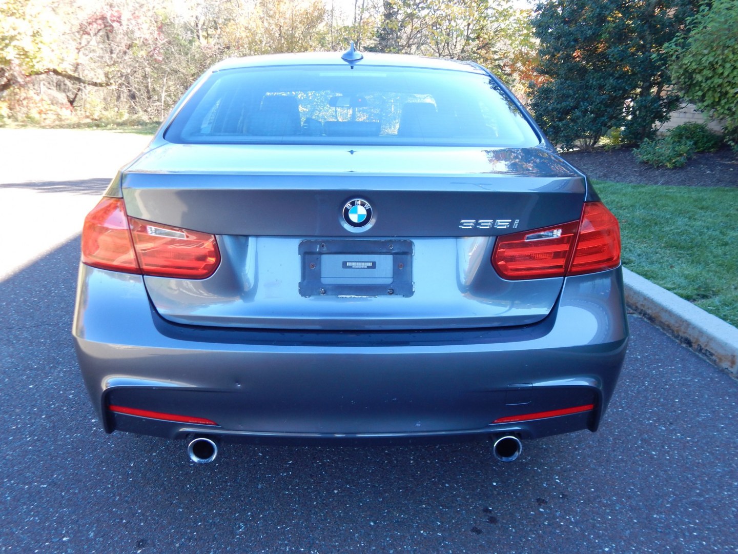 2014 Gray /Black Leather BMW 3-Series 335i xDrive Sedan (WBA3B9C55EF) with an 3.0L L6 DOHC 24V engine, 6 speed manual transmission, located at 6528 Lower York Road, New Hope, PA, 18938, (215) 862-9555, 40.358707, -74.977882 - Super clean, well cared for 2014 BMW 335Xi M Sport, 6 speed manual transmission, 3.0 Liter 6 cylinder twin turbo charged, heated seats, power moonroof, windows, mirrors, central locking system, factory alloy wheels, good all season tires, very clean all original black leather interior, Navigation,- Photo#7
