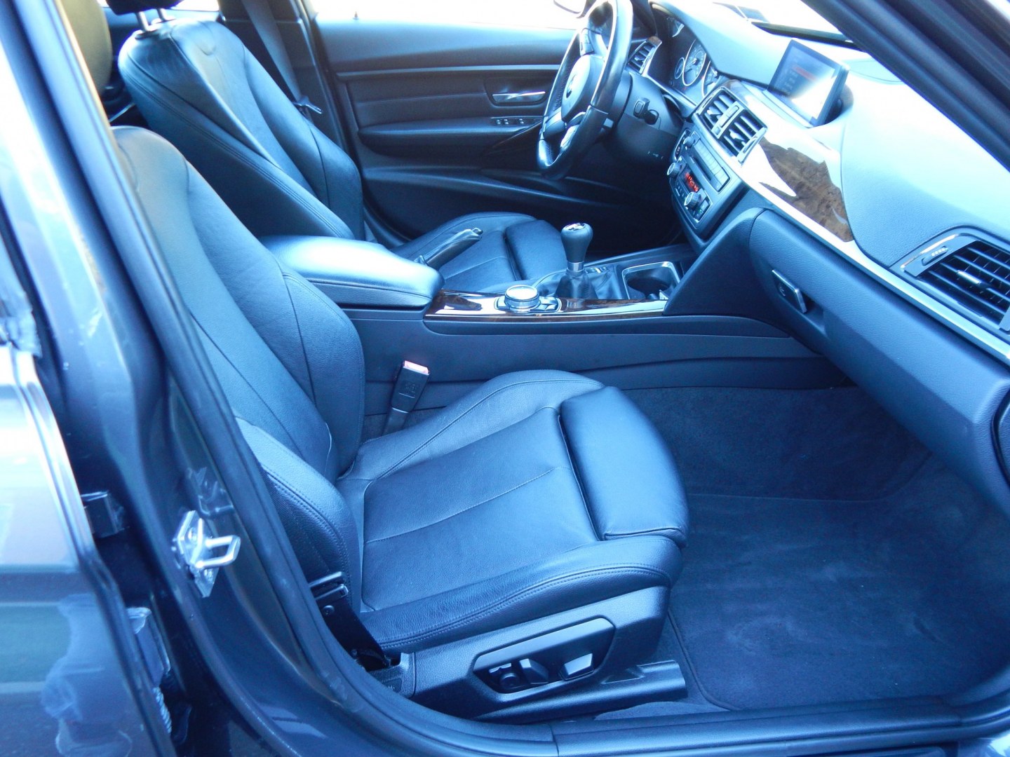2014 Gray /Black Leather BMW 3-Series 335i xDrive Sedan (WBA3B9C55EF) with an 3.0L L6 DOHC 24V engine, 6 speed manual transmission, located at 6528 Lower York Road, New Hope, PA, 18938, (215) 862-9555, 40.358707, -74.977882 - Super clean, well cared for 2014 BMW 335Xi M Sport, 6 speed manual transmission, 3.0 Liter 6 cylinder twin turbo charged, heated seats, power moonroof, windows, mirrors, central locking system, factory alloy wheels, good all season tires, very clean all original black leather interior, Navigation,- Photo#13